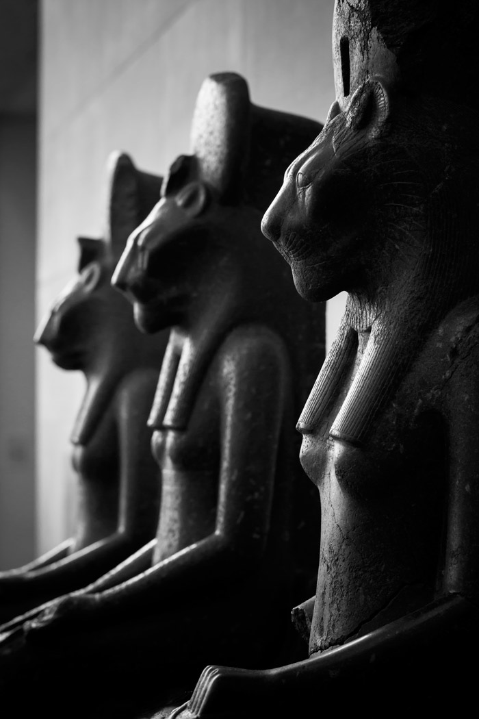 egyptian-goddess-sekhmet-granite-statues.jpg